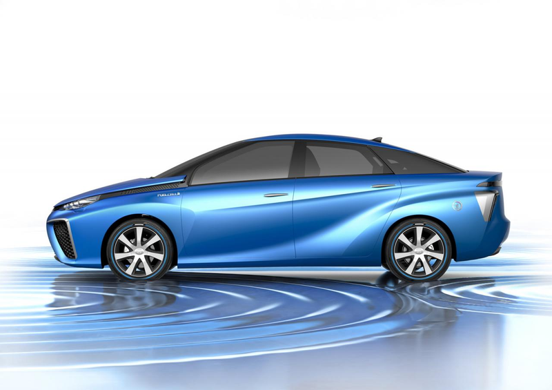 Illustration for article titled Toyota FCV is the Prius of a new generation